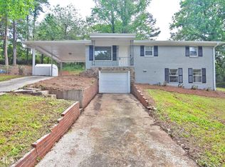 6221 Mountain Ct SE, Mableton, GA 30126