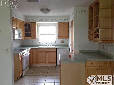 2nd image of 6797 Lake McGregor Cir