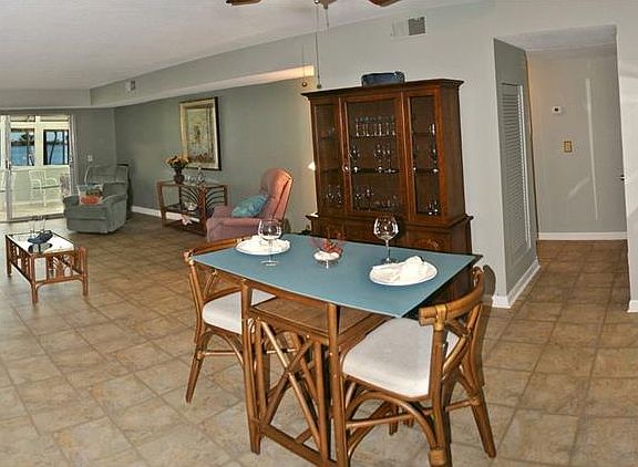5th image of 1868 Shore Dr S APT 209