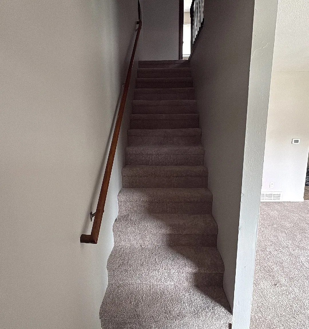 3 bed, 1.5 bath, 1008 sqft, $1,325 — Photo 2