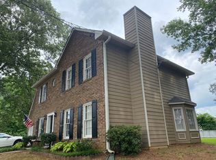 1582 Berkshire Farms Dr, Snellville, GA 30078