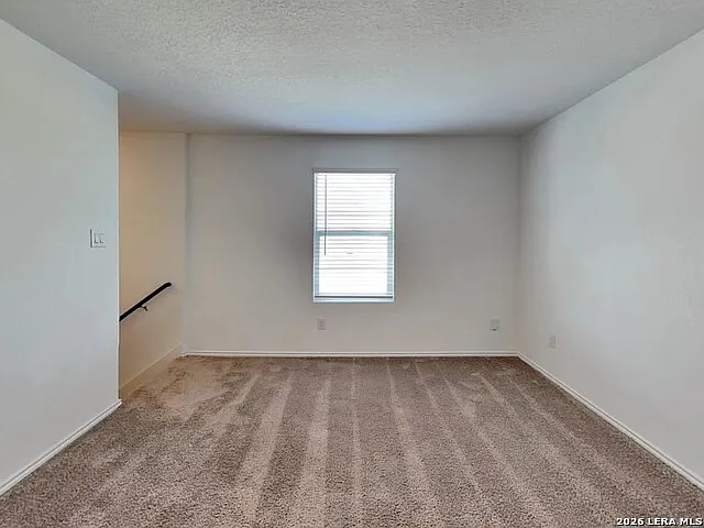 226 Hollywood Dr — Photo 18