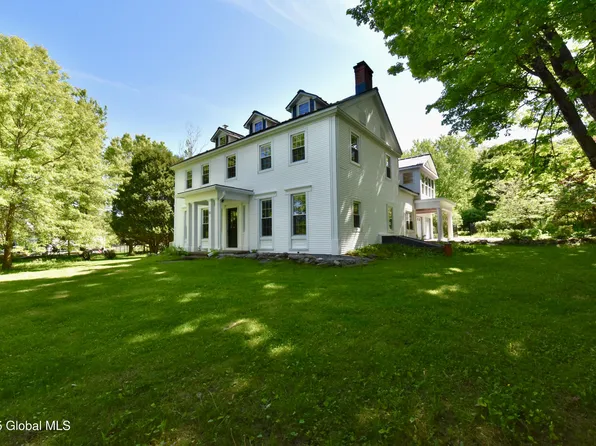 51 Hoffman Road, Saratoga Springs, NY 12866