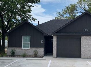 101 N 4th St #1, Celeste, TX 75423