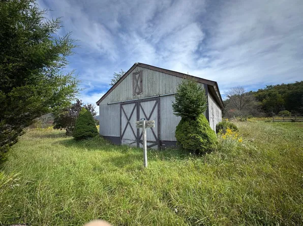 Bonner Mountain Rd, Dryfork, WV 26263
