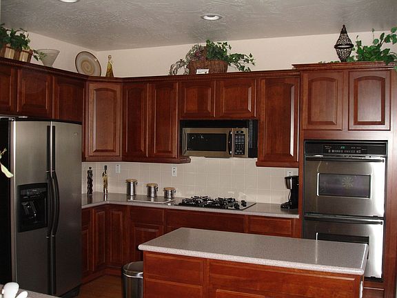 A Chef's kitchen you will enjoy!