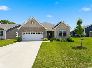 6599 Dunkirk Dr, McCordsville, IN 46055