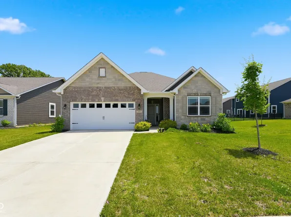 6599 Dunkirk Dr, McCordsville, IN 46055
