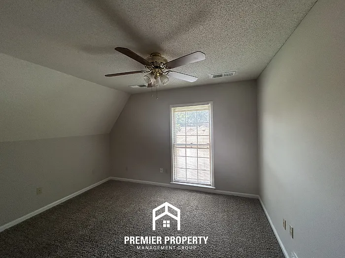 4985 Barrington Cv — Photo 19