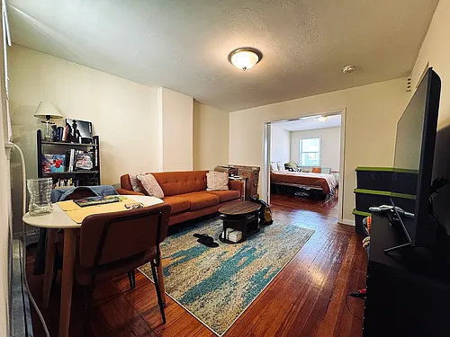 297 Meridian St #2 Photo 1