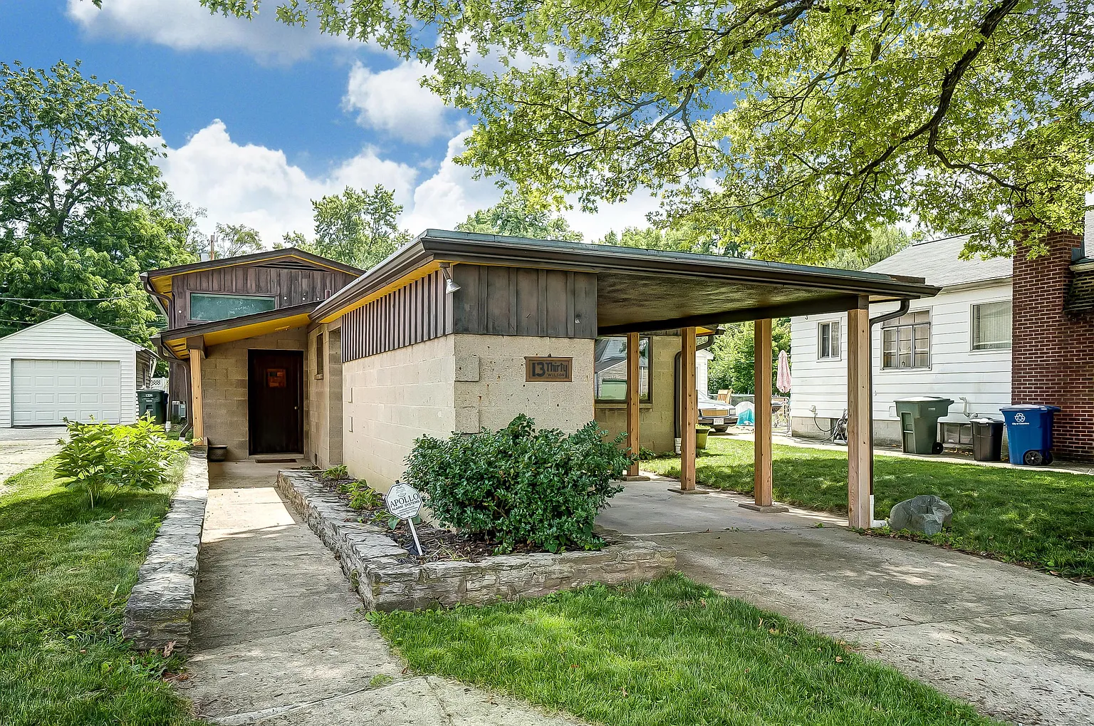 1330 Wilson Ave photo 1