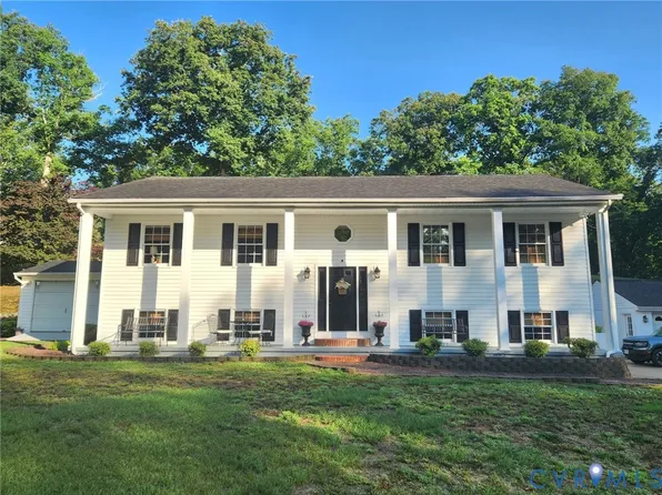 14464 Lipscomb Hill Ln, Milford, VA 22514