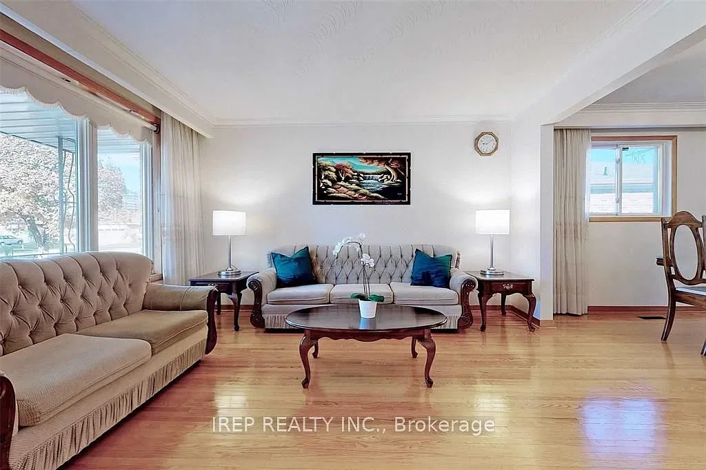 3 bed, $3,200 — Photo 4