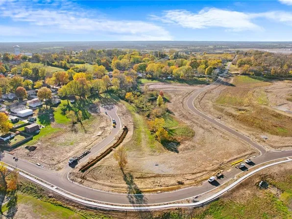 21 W Marlow St, Odessa, MO 64076