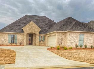 155 Cornerstone Dr, Madison, MS 39110