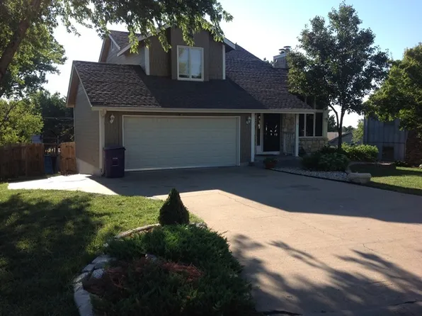 2108 Fox Mdws, Manhattan, KS 66503