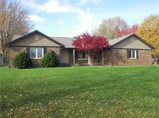 1134 S Heron Ct, New Palestine, IN