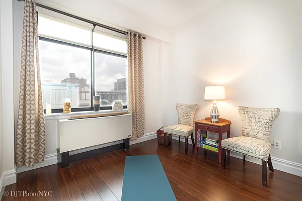 Sold by Douglas Elliman | media 15