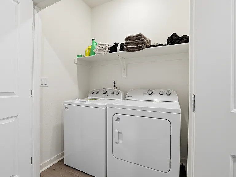 7812 Strawberry Ln — Photo 24