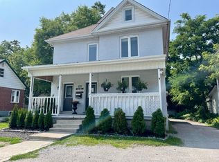 137 Essa Rd #2, Barrie, ON L4N3K8