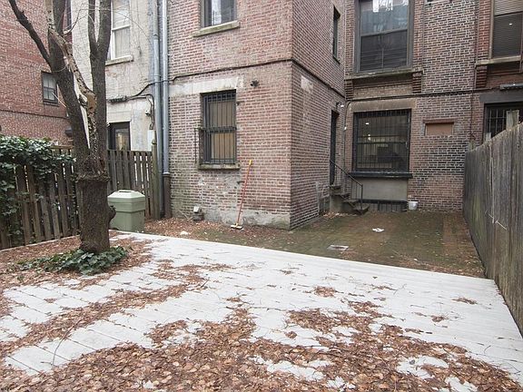 2nd image of 60 W 89th St APT Gr
