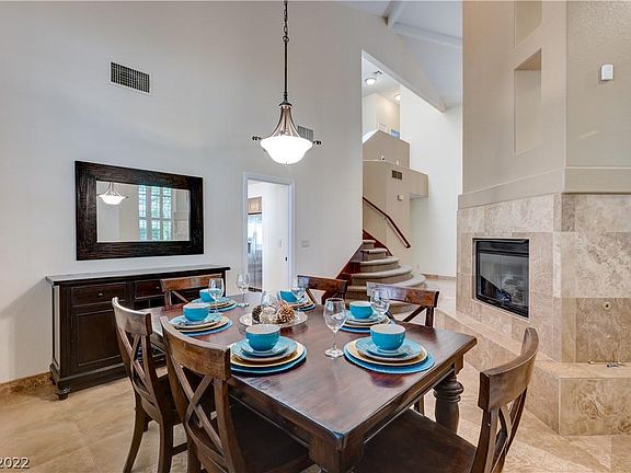 5th image of 227 Drysdale Cir