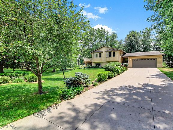 2nd image of 22365 Circle Ln