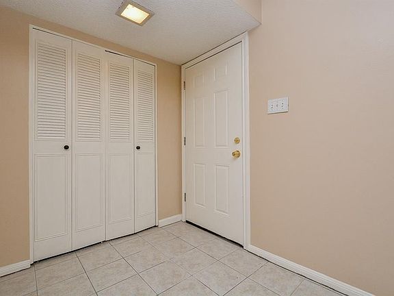 4th image of 10280 Hammerly Blvd #190