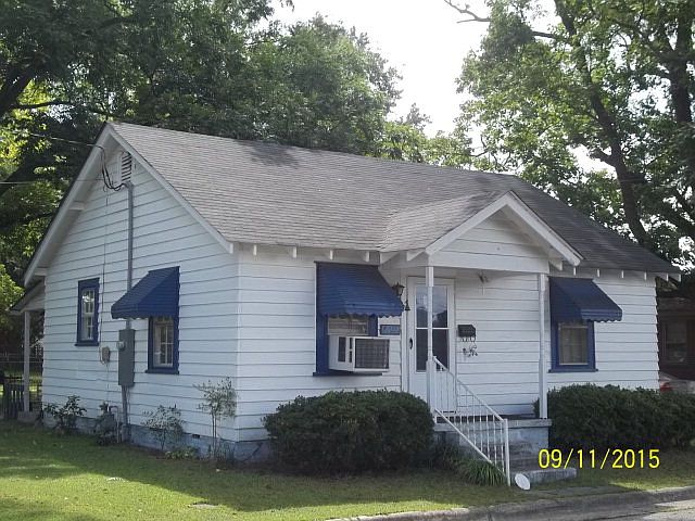 1st image of 1411 Russell St