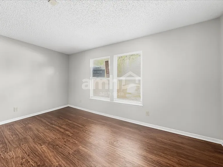 1315 King Maple Dr — Photo 9