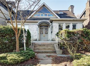 5642 Darlington Rd, Pittsburgh, PA 15217