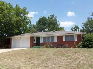 900 W 23rd St, Ada, OK 74820