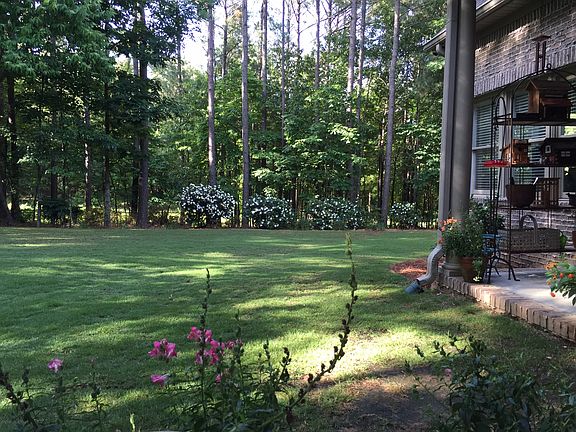 5th image of 519 Alta Vista Dr