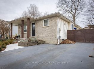 82 Saddy Ave, London, ON