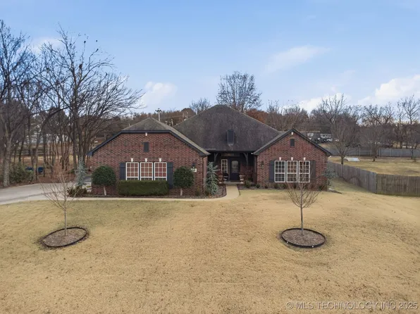 12574 Kathy Ln, Glenpool, OK 74033