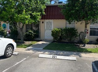 321 Cape Cod Cir, Lake Worth, FL 33467