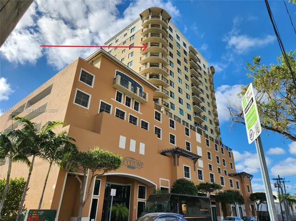 4242 NW 2nd St APT 1202, Miami, FL 33126
