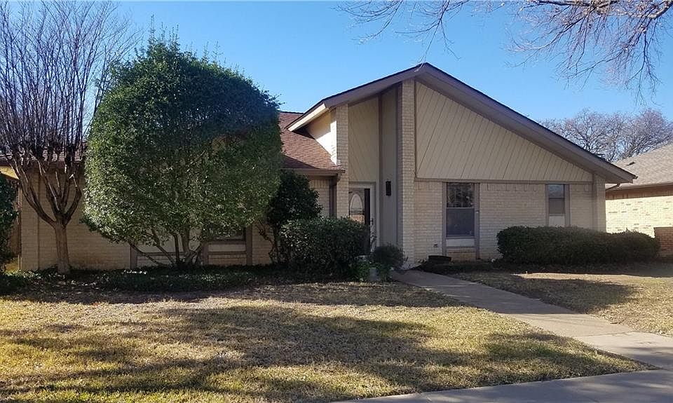 1st image of 1416 Wood Creek Dr