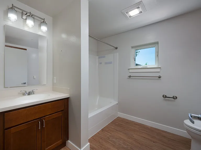 210 S Cottonwood Rd #208 — Photo 10