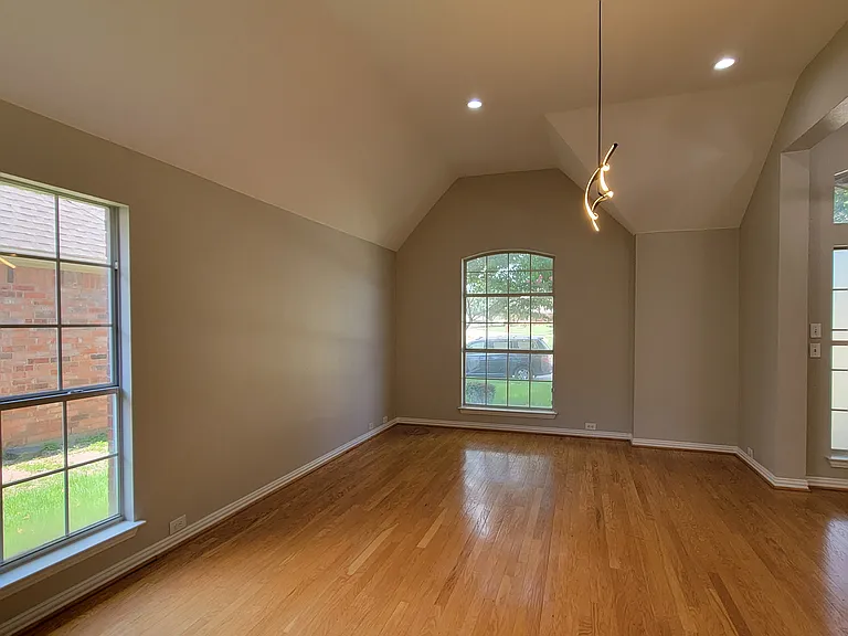 9726 Windy Hollow Dr — Photo 7