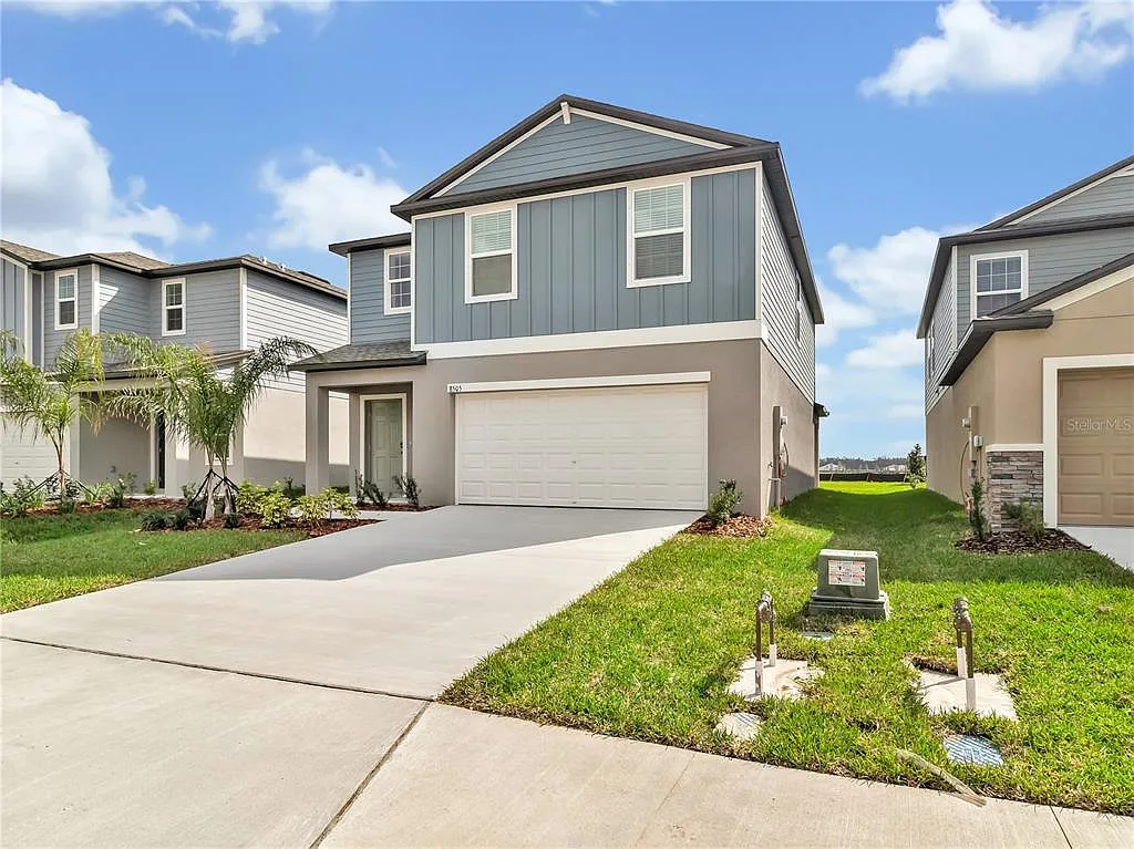 4 bed, 2.5 bath, 1870 sqft, $2,690 — Photo 3
