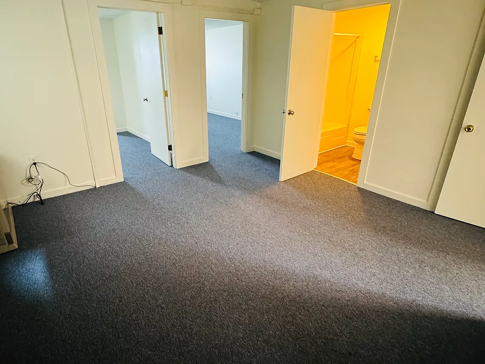 714 Riverside Ave #2