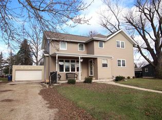 628 Main St, Brownsville, WI 53006