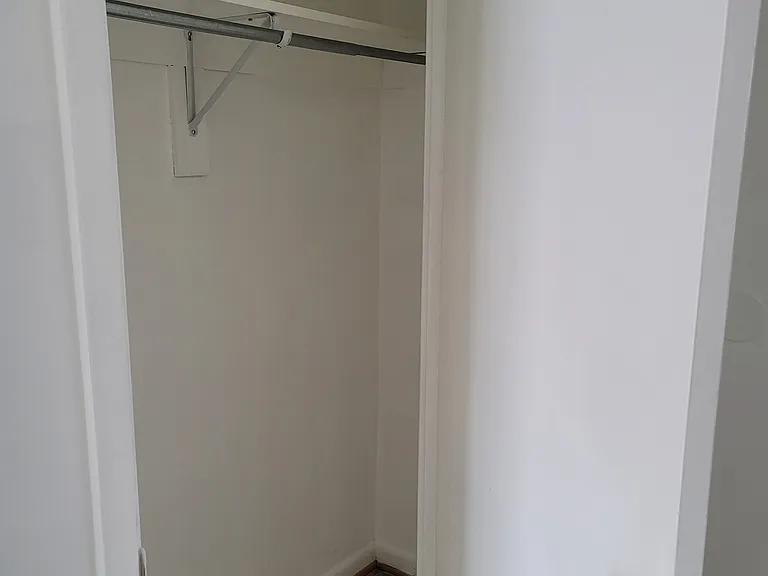 625A Chesapeake St SE #205 — Photo 2