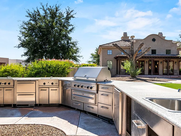 1601 Golden Gate Way — Photo 37