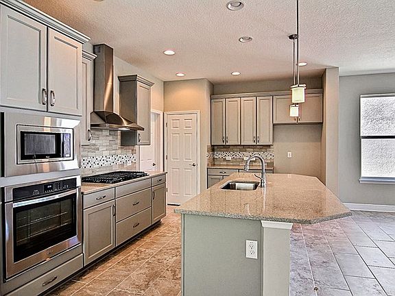 The Clearmeadow - Kitchen