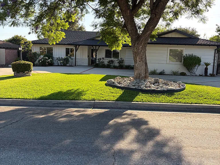 205 N Hacienda Ave — Photo 32