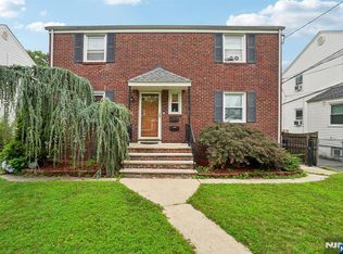 22 1st St, North Arlington, NJ 07031