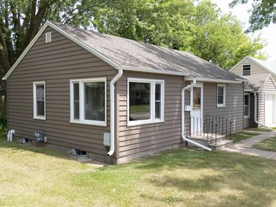 401 13th Ave NE, Austin, MN, 55912