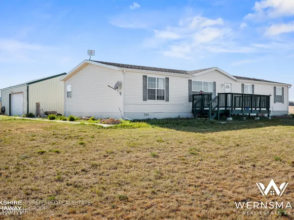 16 Sinnerville Rd, Rozet, WY 82727